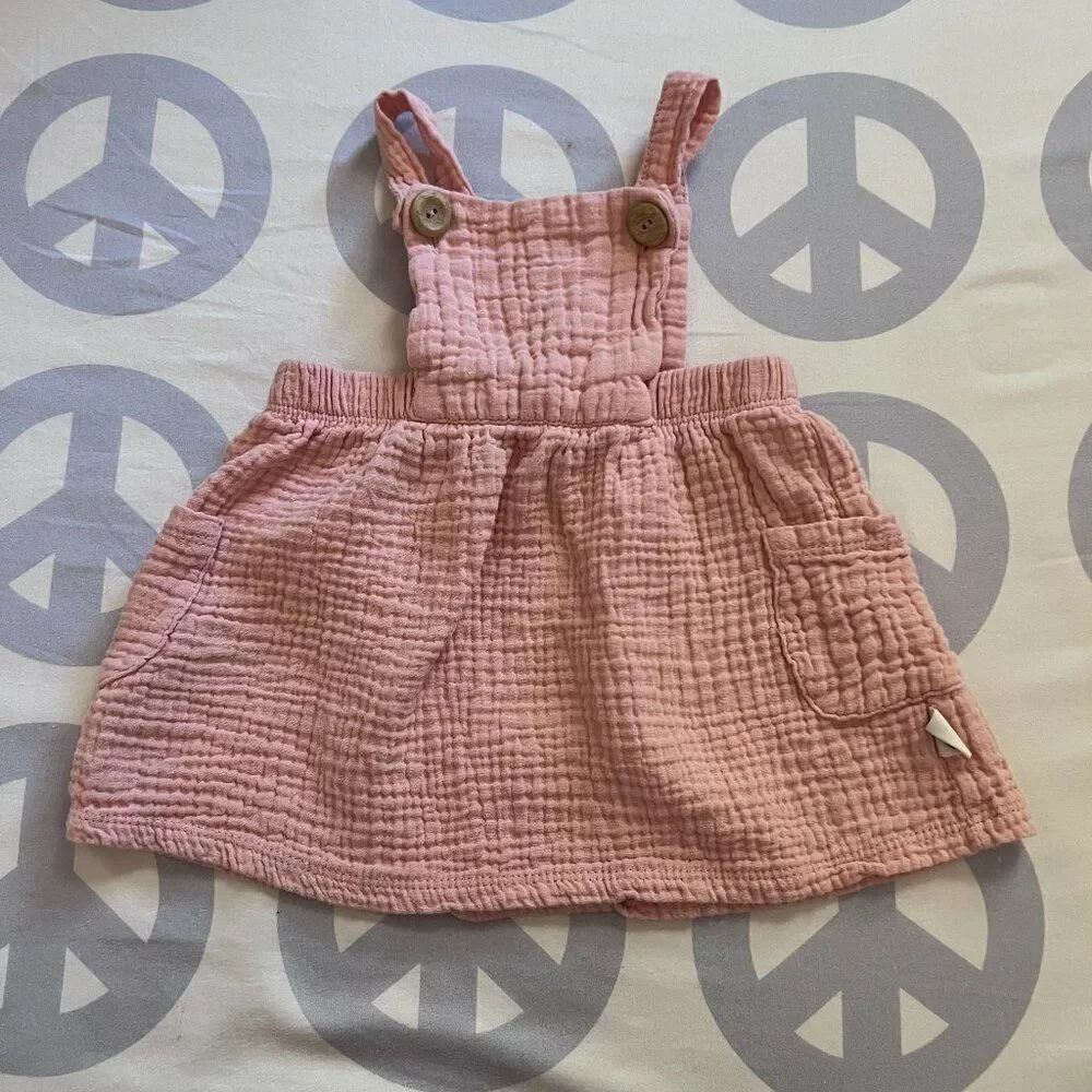 Tullabee, Rabbit + Bear Girls 6-9 month bundle